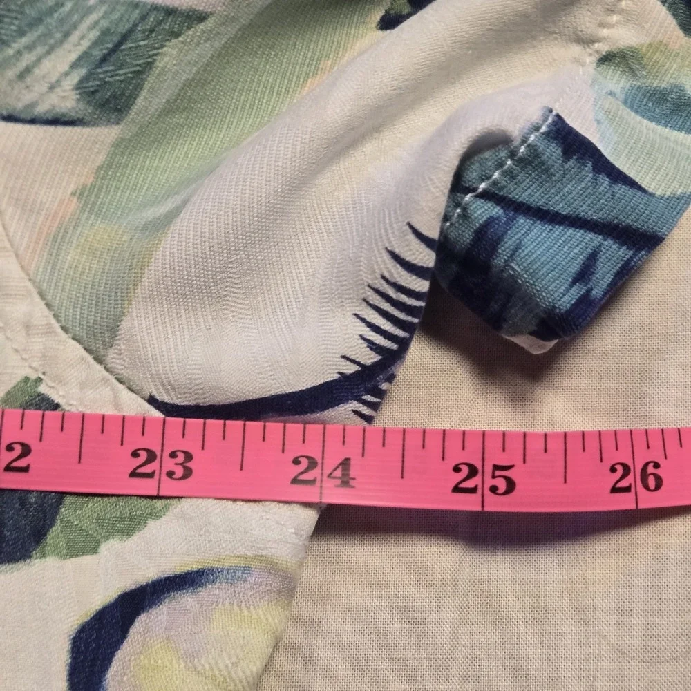 Tommy Bahama 100% Silk Floral Hawaiian Shirt Mens XL Short Sleeve White